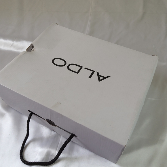 ALDO MYLY Women Block High Heel Suede Shoes Size 10 Dark Green Color Ankle Strap - Picture 12 of 12